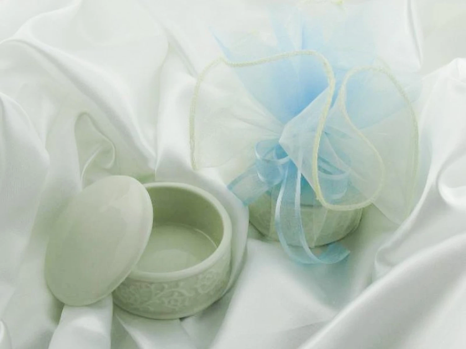 GIORTI - Geschenkeladen -Bonboniere / Gastgeschenke